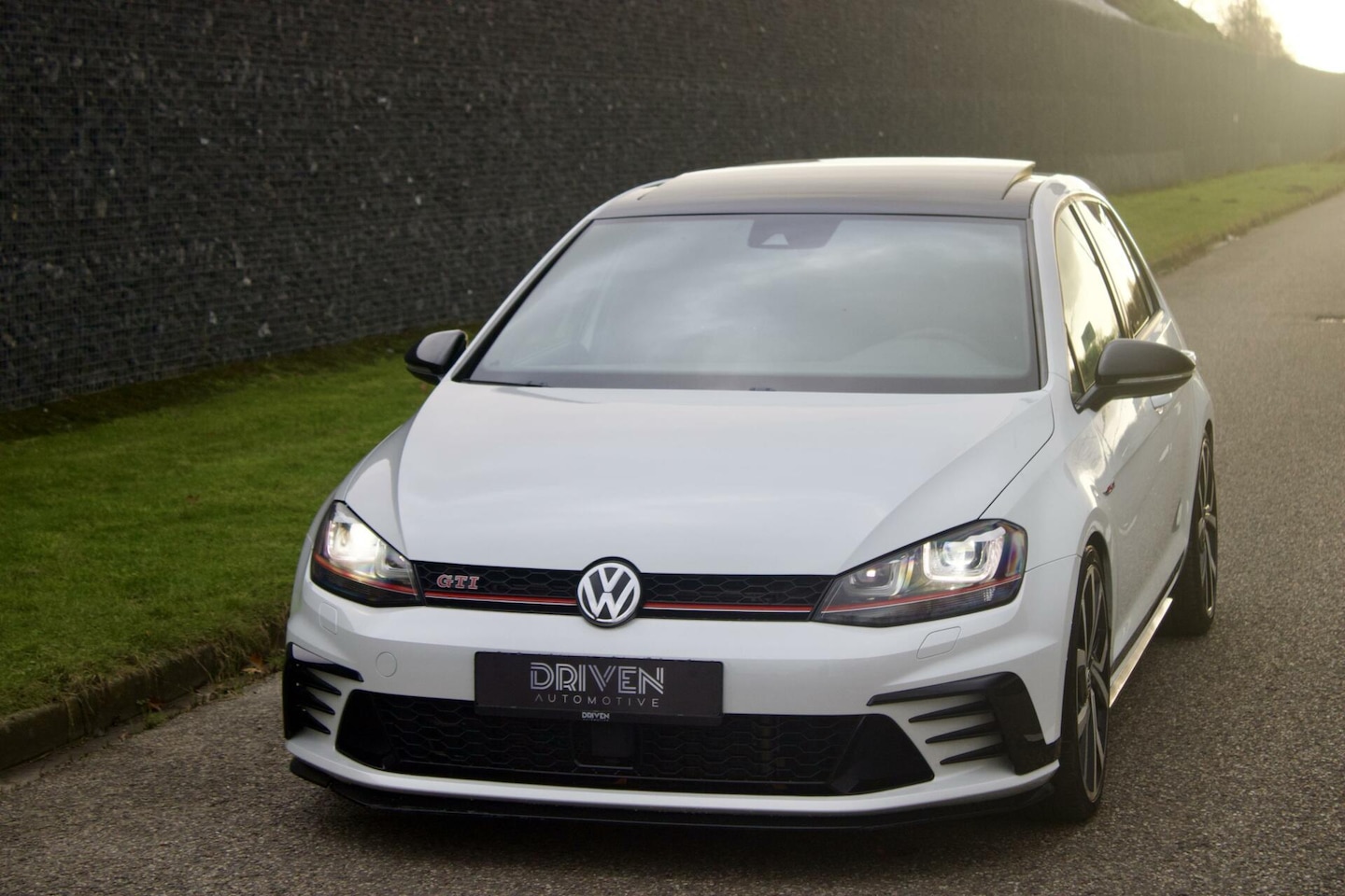 Volkswagen Golf - 7 GTI Clubsport |Pano - Parelmoer Wit - BBK - AutoWereld.nl