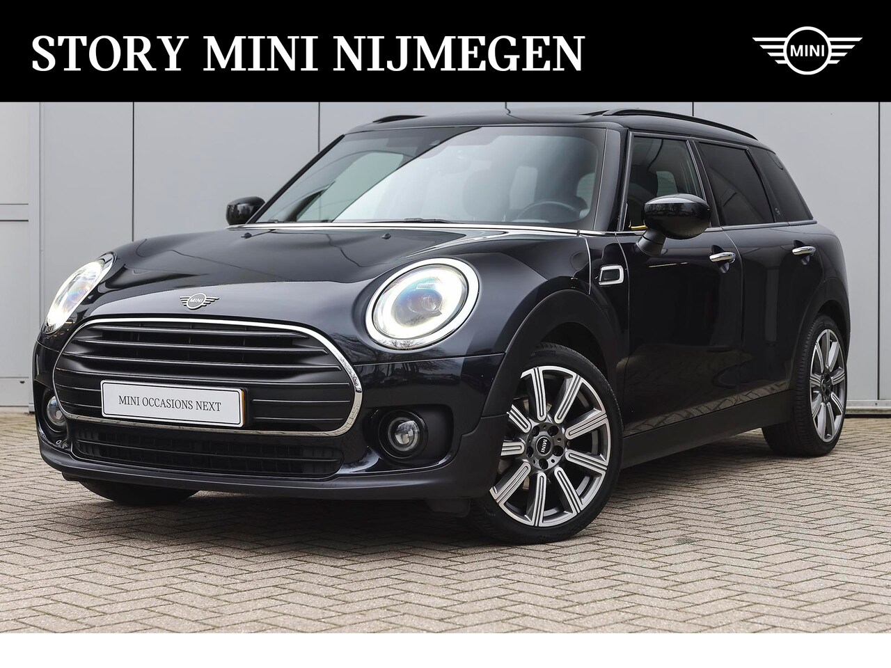 MINI Clubman - Cooper Richmond Park Automaat / Panoramadak / Achteruitrijcamera / LED / Comfort Access / - AutoWereld.nl