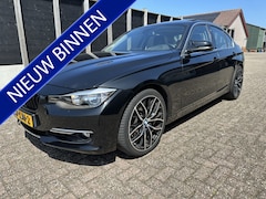 BMW 3-serie - 328i Executive leer airco/ecc navi automaat