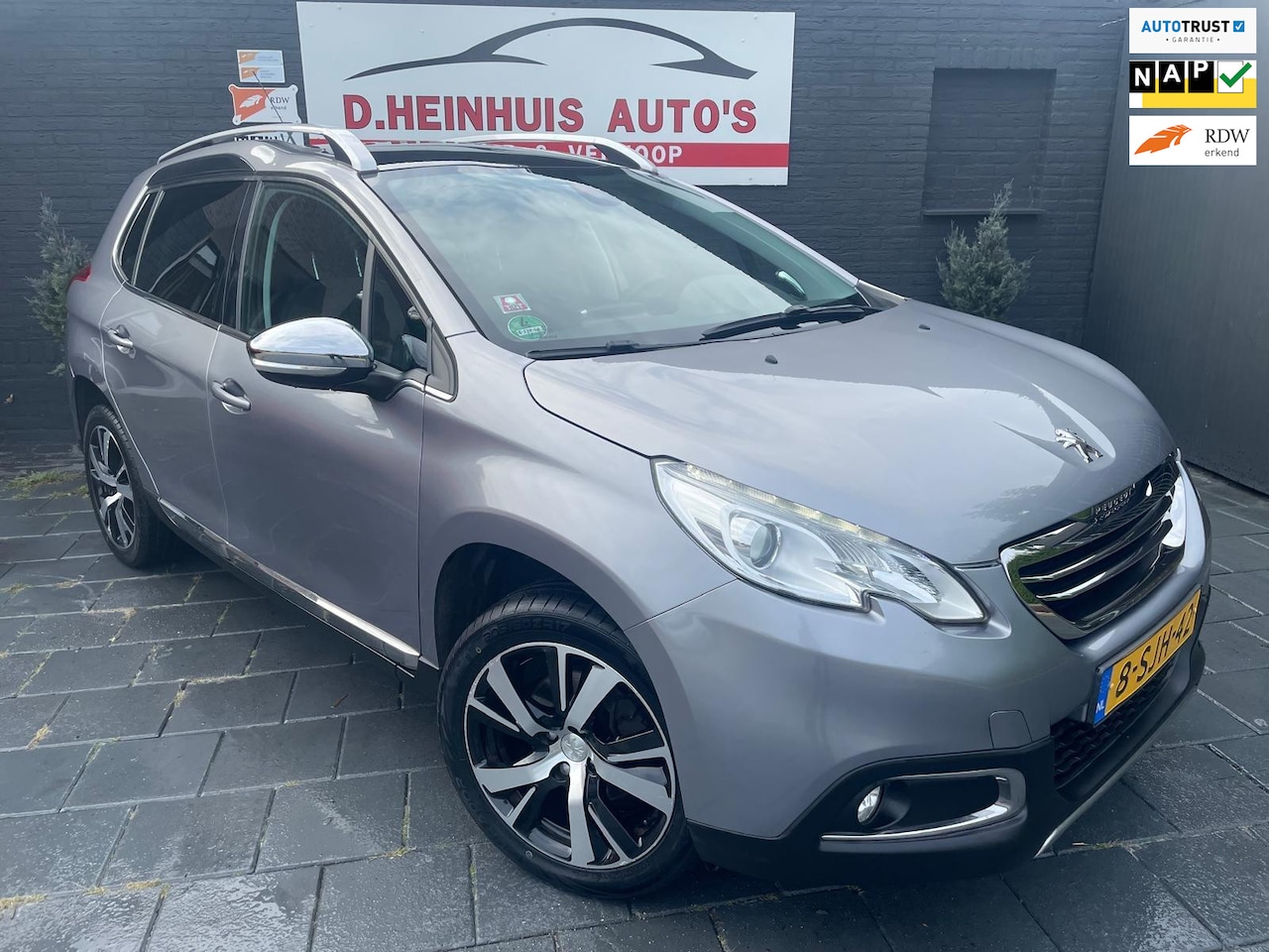 Peugeot 2008 - 1.6 4CILINDER*ALLURE*PANODAK*APK NIEUW* - AutoWereld.nl