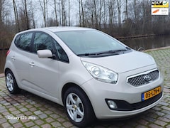 Kia Venga - 1.4 CVVT X-ecutive 1e eigenaar dealer onderhouden airco cruis control cv op afs parkeer se