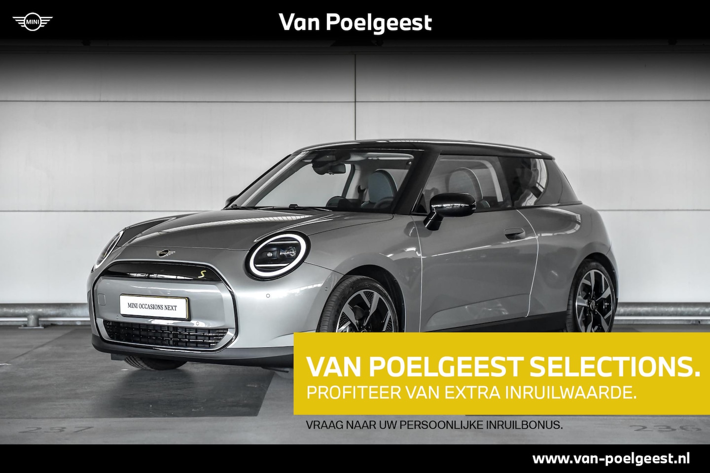 MINI Mini-Electric - Cooper SE | Classic Trim | Pakket M | Dak en spiegelkappen in Jetblack | Selections | Subs - AutoWereld.nl