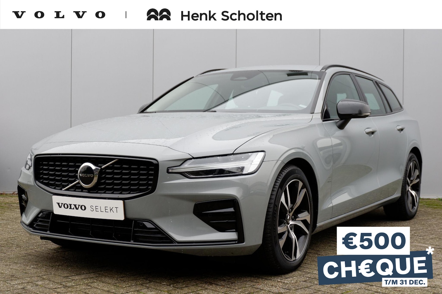 Volvo V60 - B4 AUT7 198PK Plus Dark, Trekhaak, Adaptieve Cruise Control, Verwarmd Stuurwiel, Dodehoekd - AutoWereld.nl