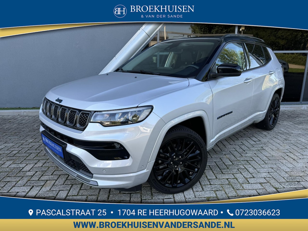 Jeep Compass - 4xe 240pk Plug-in Hybrid Electric S Leder / Camera / Stoelverwarming - AutoWereld.nl