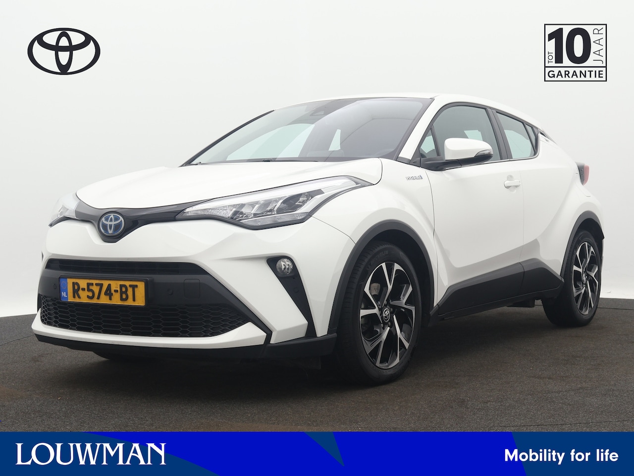 Toyota C-HR - 2.0 Hybrid Dynamic | Navigatie | Camera | Climate Control | LM velgen | Parkeersensoren | - AutoWereld.nl