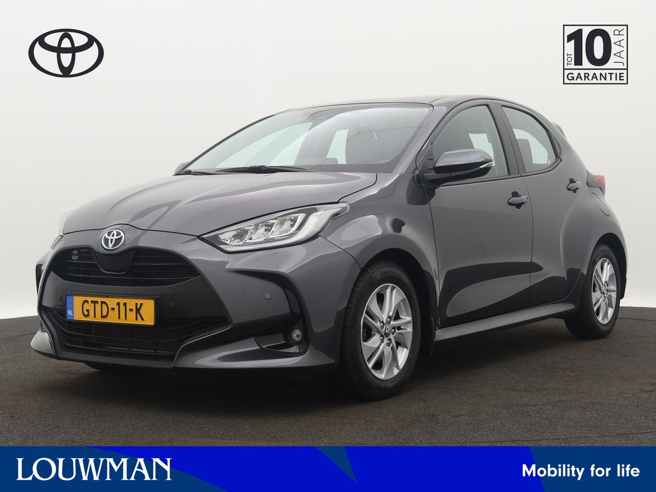 Toyota Yaris - 1.5 Hybrid Active Plus Limited | LED | Camera | Stoelverwarming | Climate Control | Parkee - AutoWereld.nl