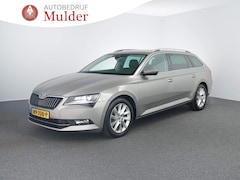 Skoda Superb Combi - 1.8 TSI Style Business 180 PK | Leer / Alcantara | Camera | TV Schermen