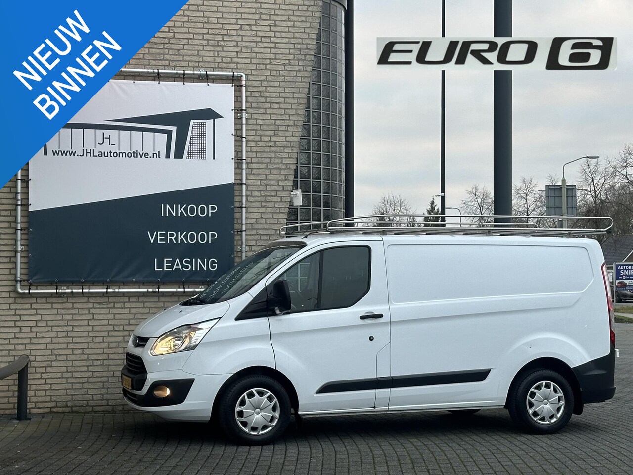 Ford Transit Custom - 270 2.0 TDCI L1H1 Trend*IMPERIAAL*HAAK*NAVI*A/C* - AutoWereld.nl