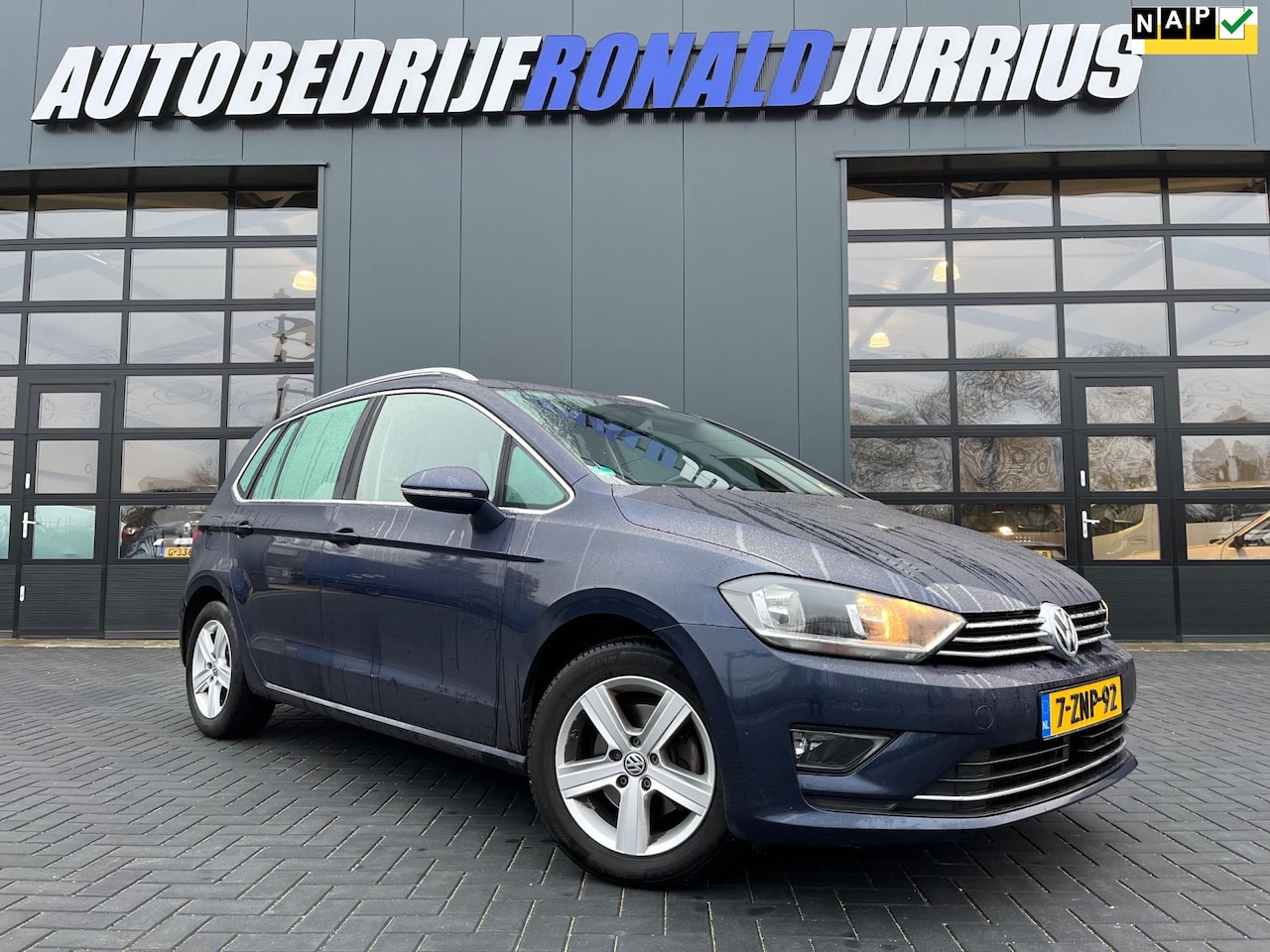 Volkswagen Golf Sportsvan - 1.4 TSI Highline NL.Auto/150pk/Automaat/Trekhaak/Navigatie/Climatronic/1Ste Eigenaar/Deale - AutoWereld.nl