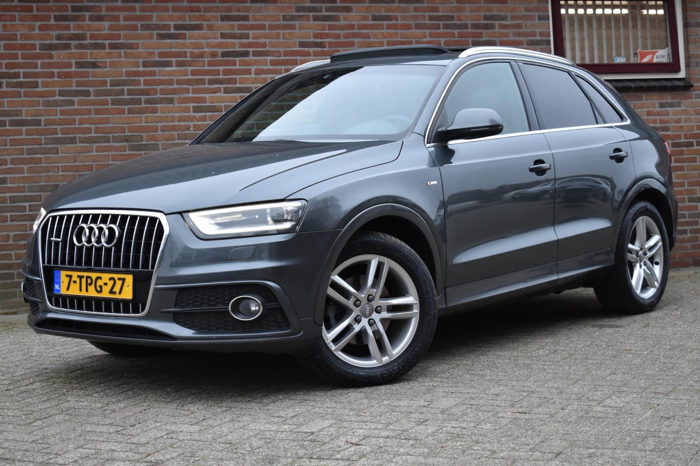 Audi Q3 - 2.0 TFSI quattro Sport Edition '14 Xenon Pano Leder Navi Clima Cruise Inruil mogelijk - AutoWereld.nl