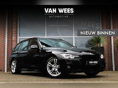 BMW 3-serie Touring - 318i M Sport Corporate Lease | 1e eigenaar | M-pakket | LED | 18 inch | NL auto | Dakraam