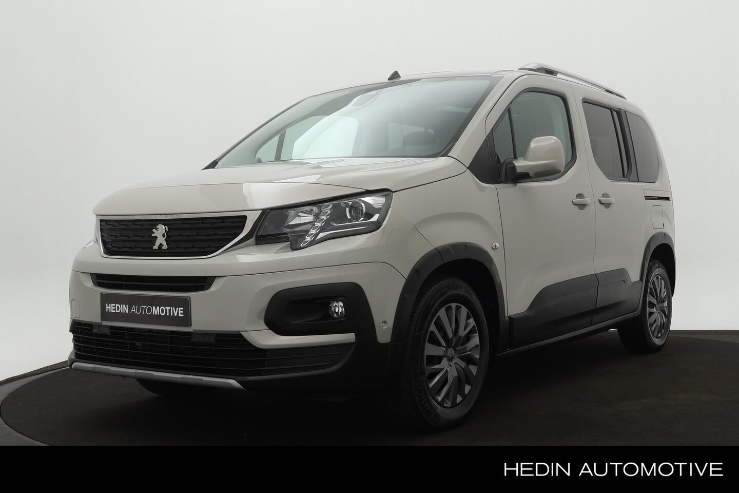 Peugeot Rifter - 1.2 110PK Allure | Panoramadak | Navigatie | Camera | Adaptive cruise control | Carplay | - AutoWereld.nl