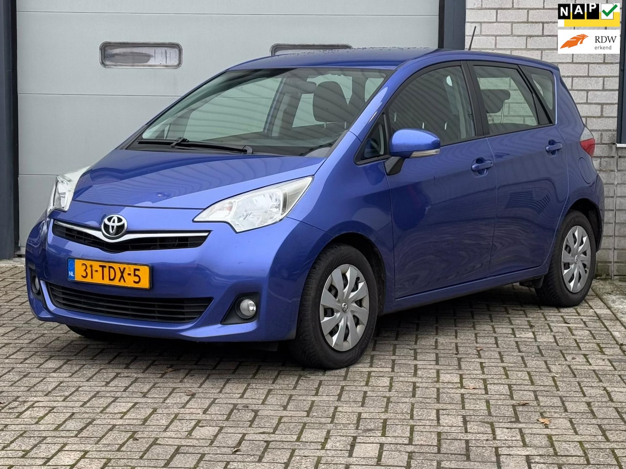 Toyota Verso S - 1.3 VVT-i Aspiration AUTOMAAT EXPORT - AutoWereld.nl