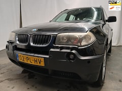 BMW X3 - 3.0i Executive - Airco - Navi - Export