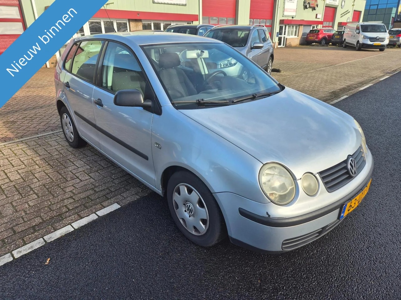 Volkswagen Polo - 1.4-16V 5drs Automaat Airco Nap Apk 08-25 - AutoWereld.nl