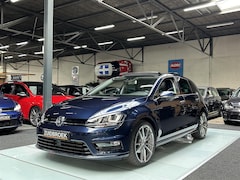 Volkswagen Golf - 1.4 TSI 140PK 5-Deurs XENON Navi PANODAK