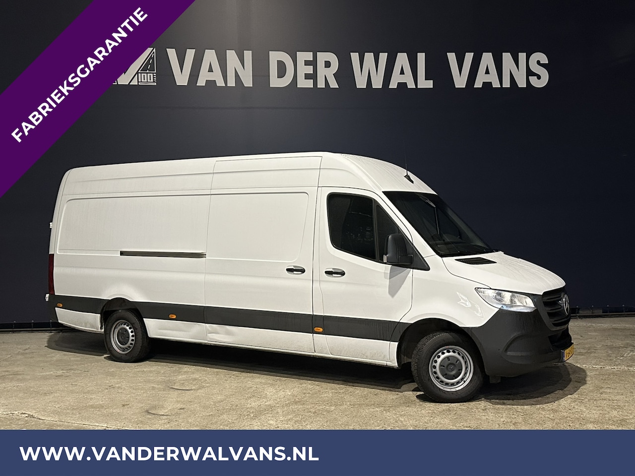 Mercedes-Benz Sprinter - 317 CDI 170pk L3H2 Fabrieksgarantie Euro6 *** Airco | Camera | Apple Carplay | Cruisecontr - AutoWereld.nl