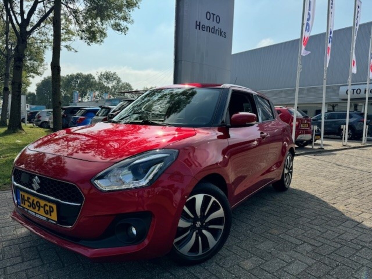 Suzuki Swift - 1.2 DualJet 90pk Smart Hybrid Stijl - AutoWereld.nl