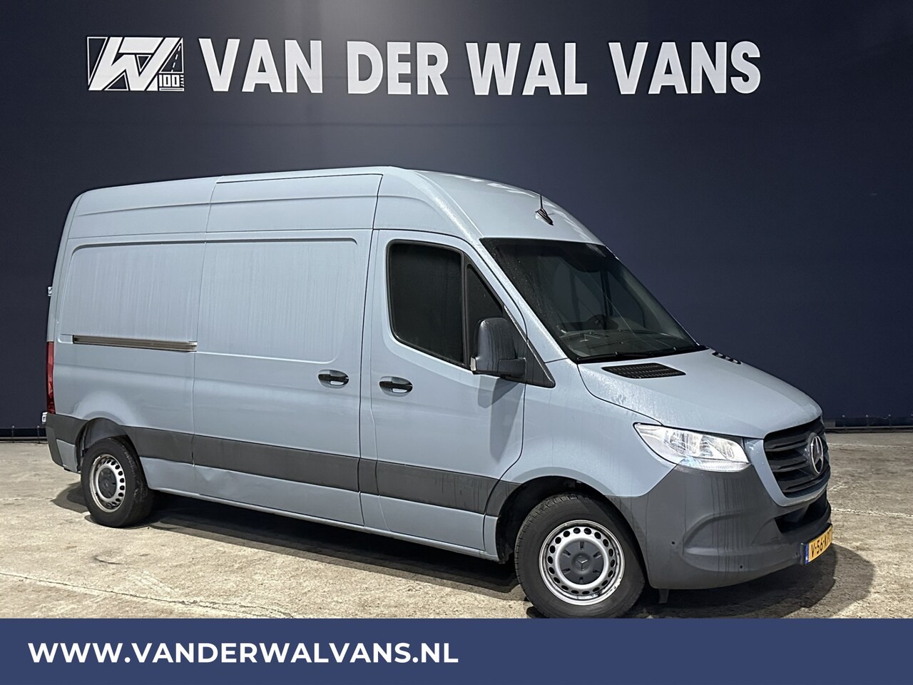 Mercedes-Benz Sprinter - 314 CDI 143pk L2H2 Euro6 Airco | Camera | Apple Carplay | Android Auto | Trekhaak Parkeers - AutoWereld.nl