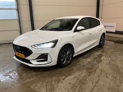 Ford Focus - 1.0 EcoBoost Hybrid ST-Line | LED | Climate & Cruise C. | Navi | Privacy Glass | 17" LMV |