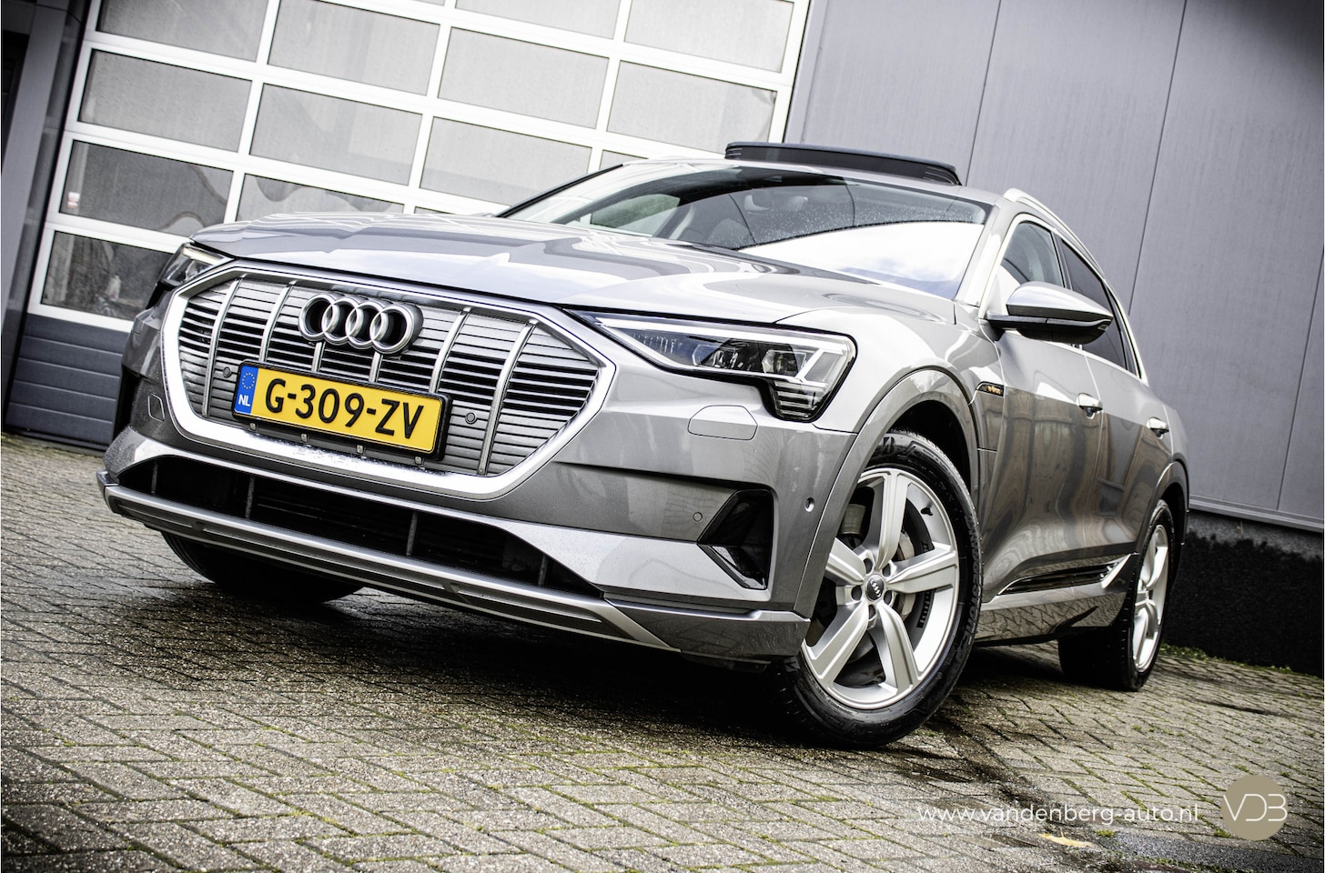 Audi e-tron - 50 quattro Launch edition plus PANO Origineel NL - AutoWereld.nl