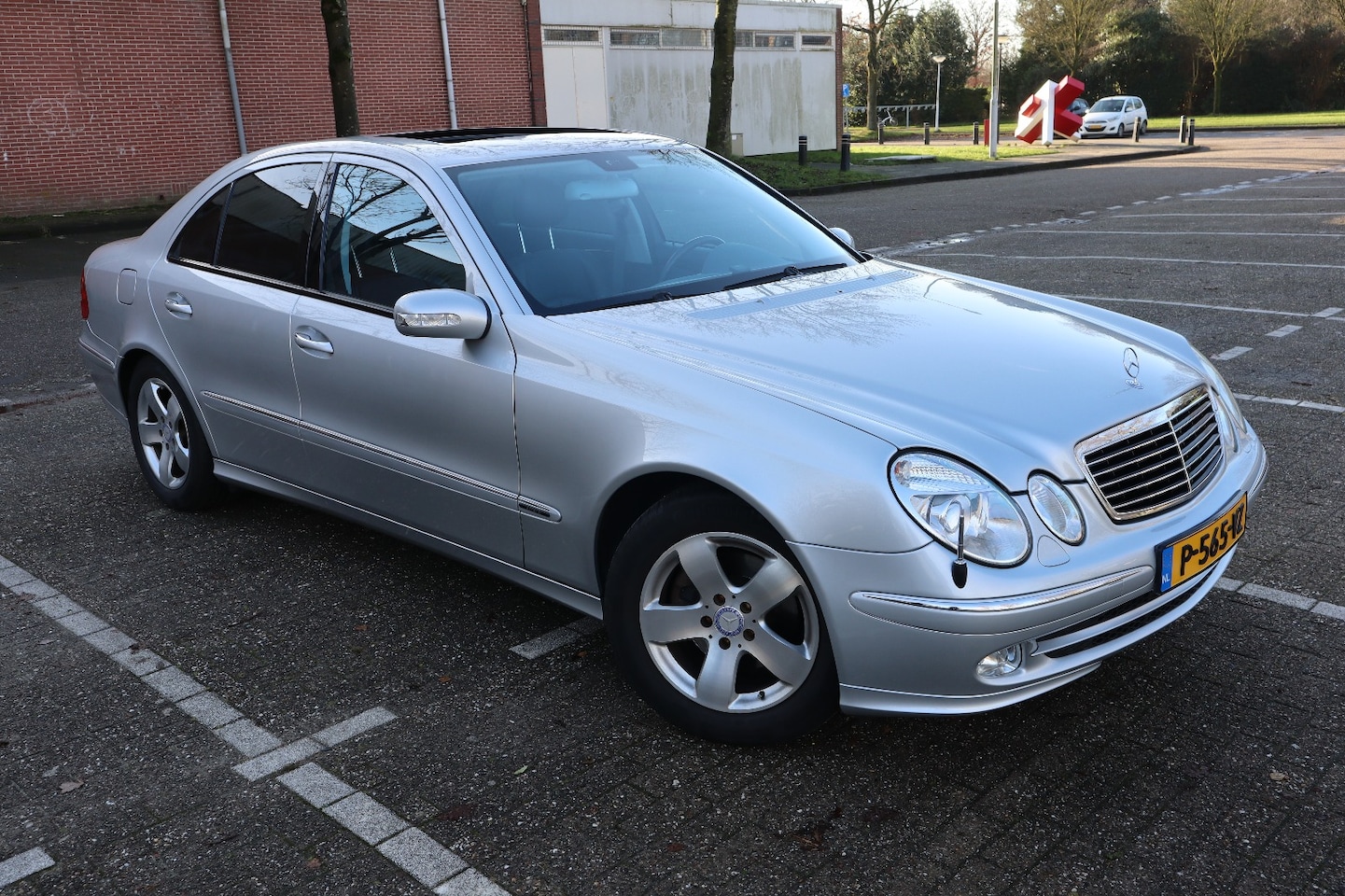 Mercedes-Benz E-klasse - 320 Avantgarde - AutoWereld.nl