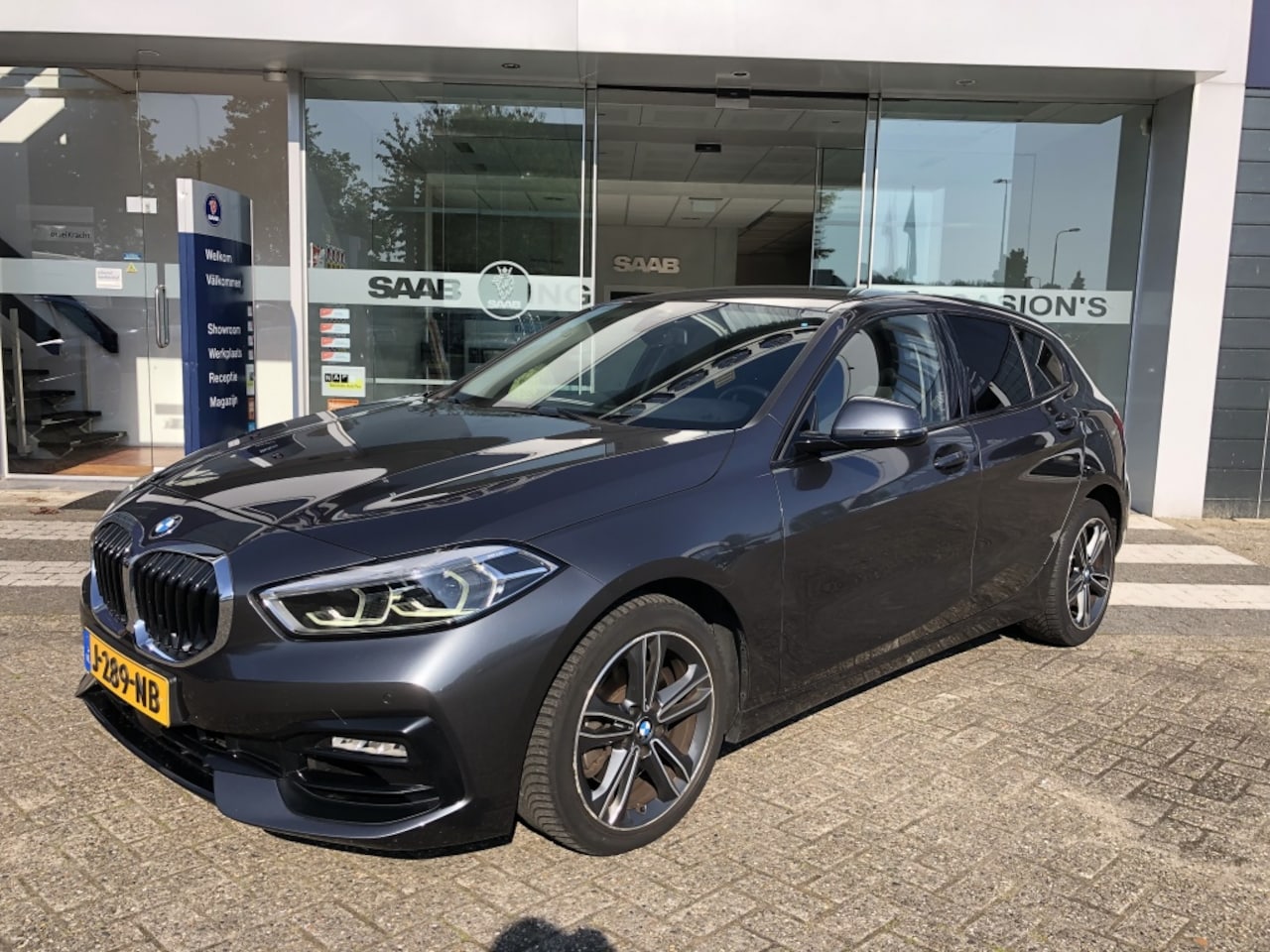 BMW 1-serie - 118i Executive Sport - AutoWereld.nl