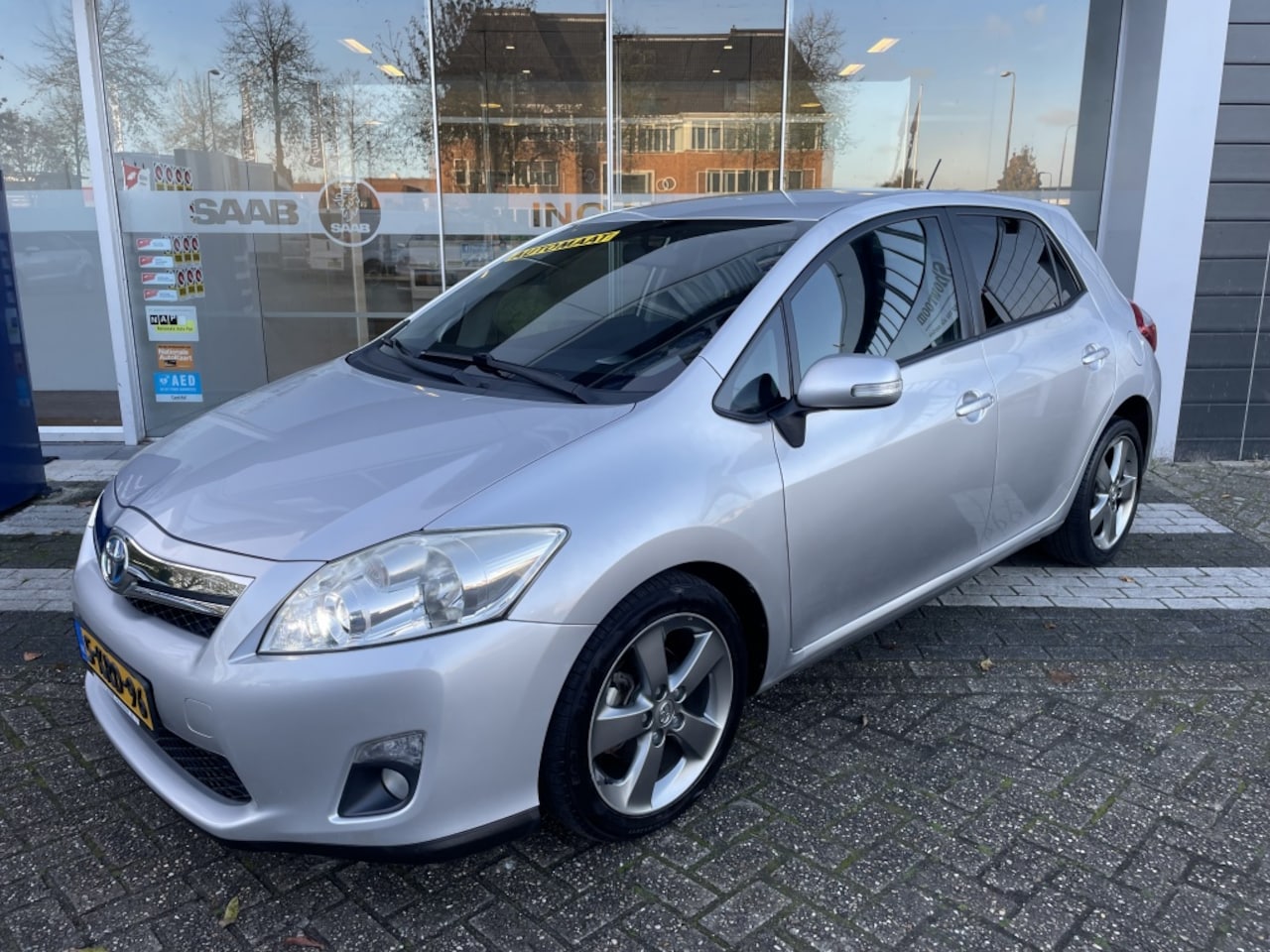 Toyota Auris - 1.8 Full Hyb.Dyn.Bns - AutoWereld.nl