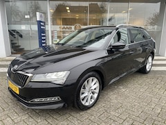 Skoda Superb Combi - 1.5 TSI Business Trekhaak Navi DSG