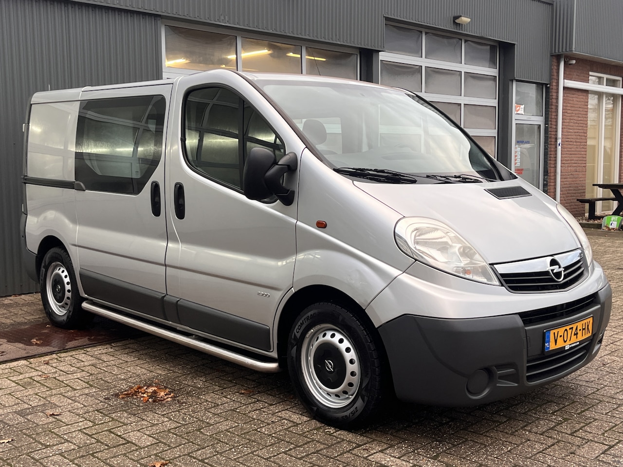 Opel Vivaro - 2.0 CDTI L1H1 DC Airco Cruise control Trekhaak 2000kg trekgewicht Schuifdeur Telefoonverbi - AutoWereld.nl