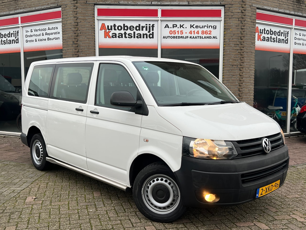 Volkswagen Transporter Kombi - 2.0 TDI L1H1 - 9 PERSOONS - Airco - - AutoWereld.nl