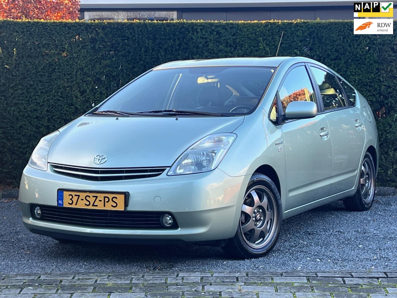 Toyota Prius - 1.5 VVT-i | 1e eig | Keyless | Fietsdrager... - AutoWereld.nl