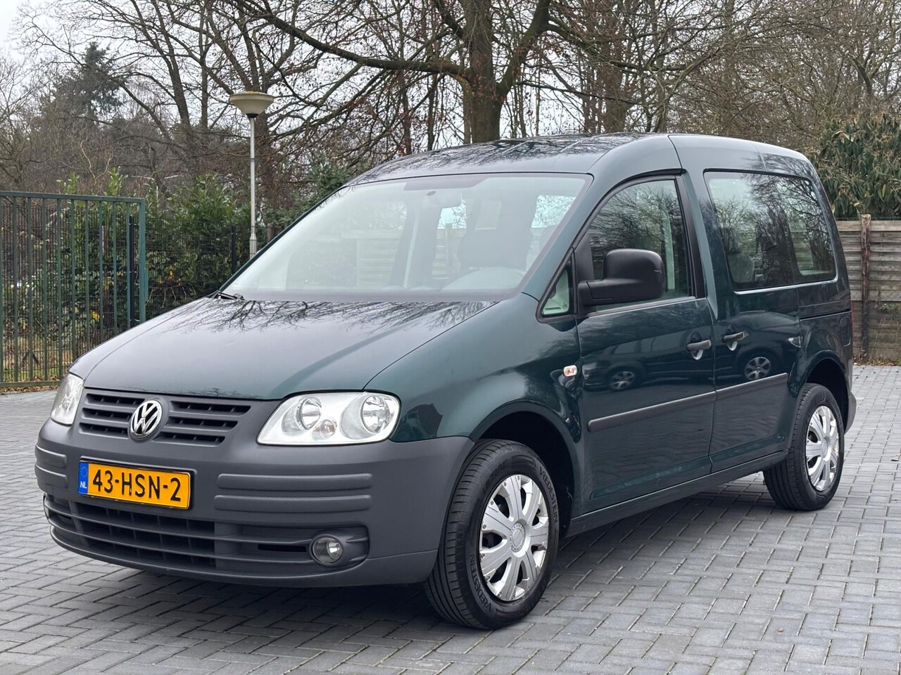 Volkswagen Caddy - 1.6 Comfortline 5p. 1.6 Comfortline 5p. - AutoWereld.nl