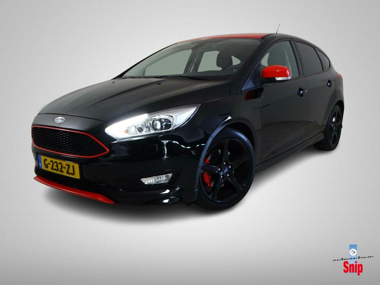 Ford Focus - 1.5 Black Edition 1.5 Black Edition - AutoWereld.nl