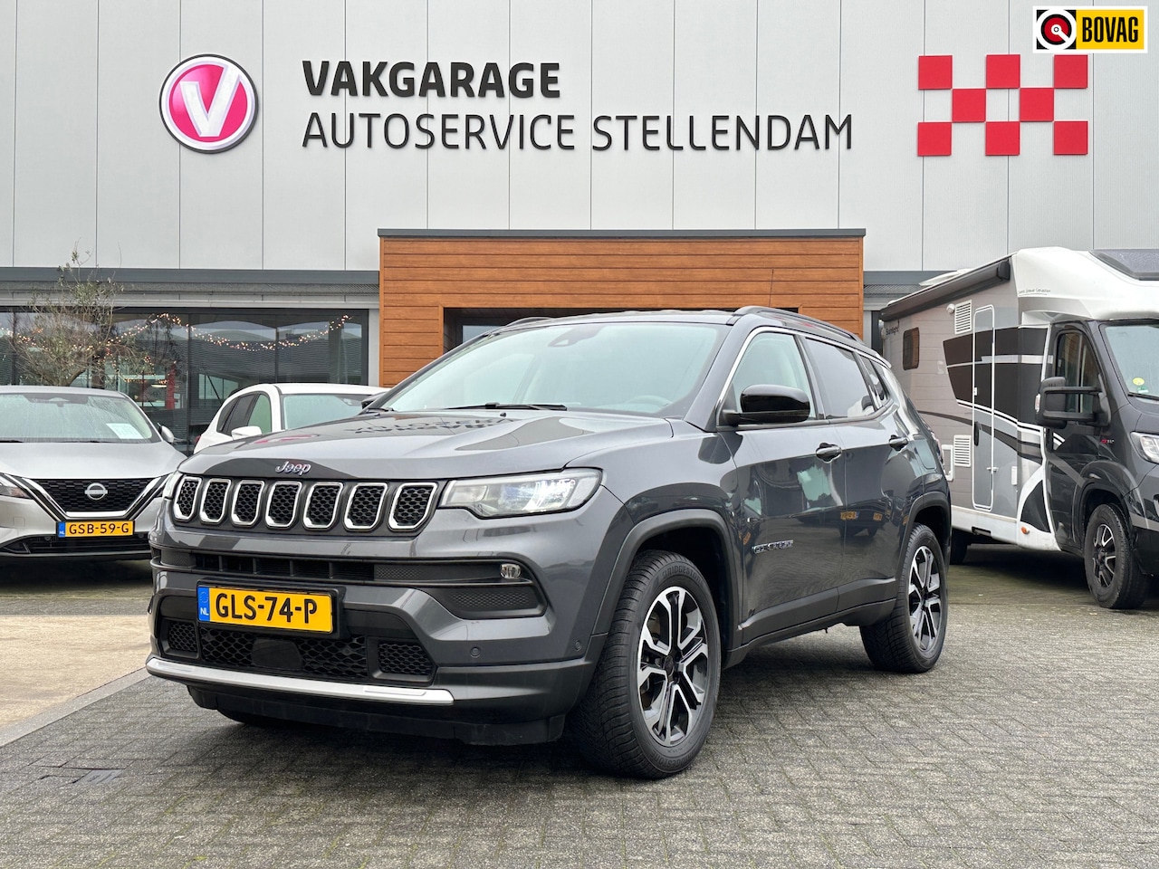 Jeep Compass - 4xe 190 Plug-in Hybrid Electric Night Eagle|Camera|Carplay|Adaptive Cruise - AutoWereld.nl