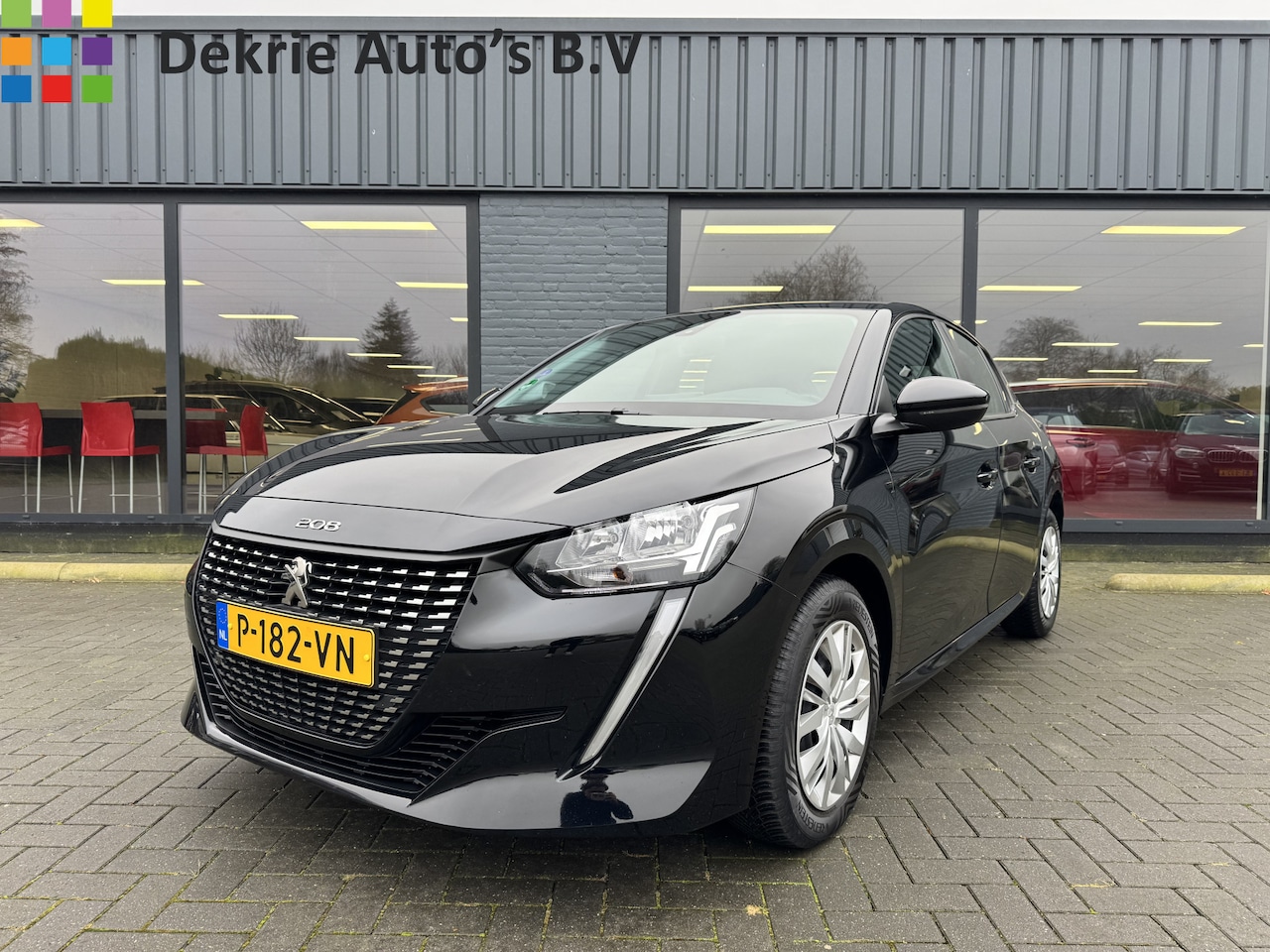 Peugeot 208 - 1.2 PureTech Active *5Drs* Airco / Navigatie / Cruise-ctr. / Dab / Carplay-android / Apk j - AutoWereld.nl