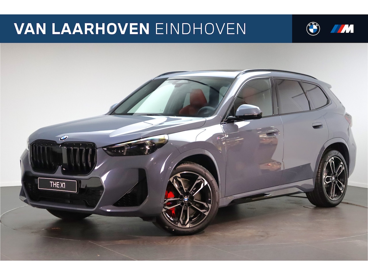 BMW X1 - xDrive23i M Sport Automaat / Panoramadak / Trekhaak / Sportstoelen / Adaptieve LED / M Ada - AutoWereld.nl