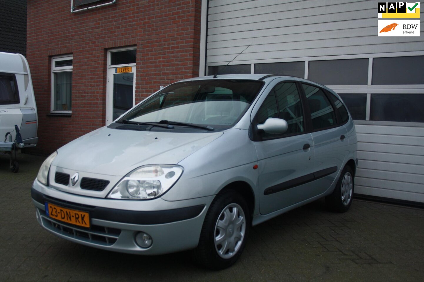 Renault Scénic - 1.6-16V RXE Airco elektrische ramen Apk - AutoWereld.nl