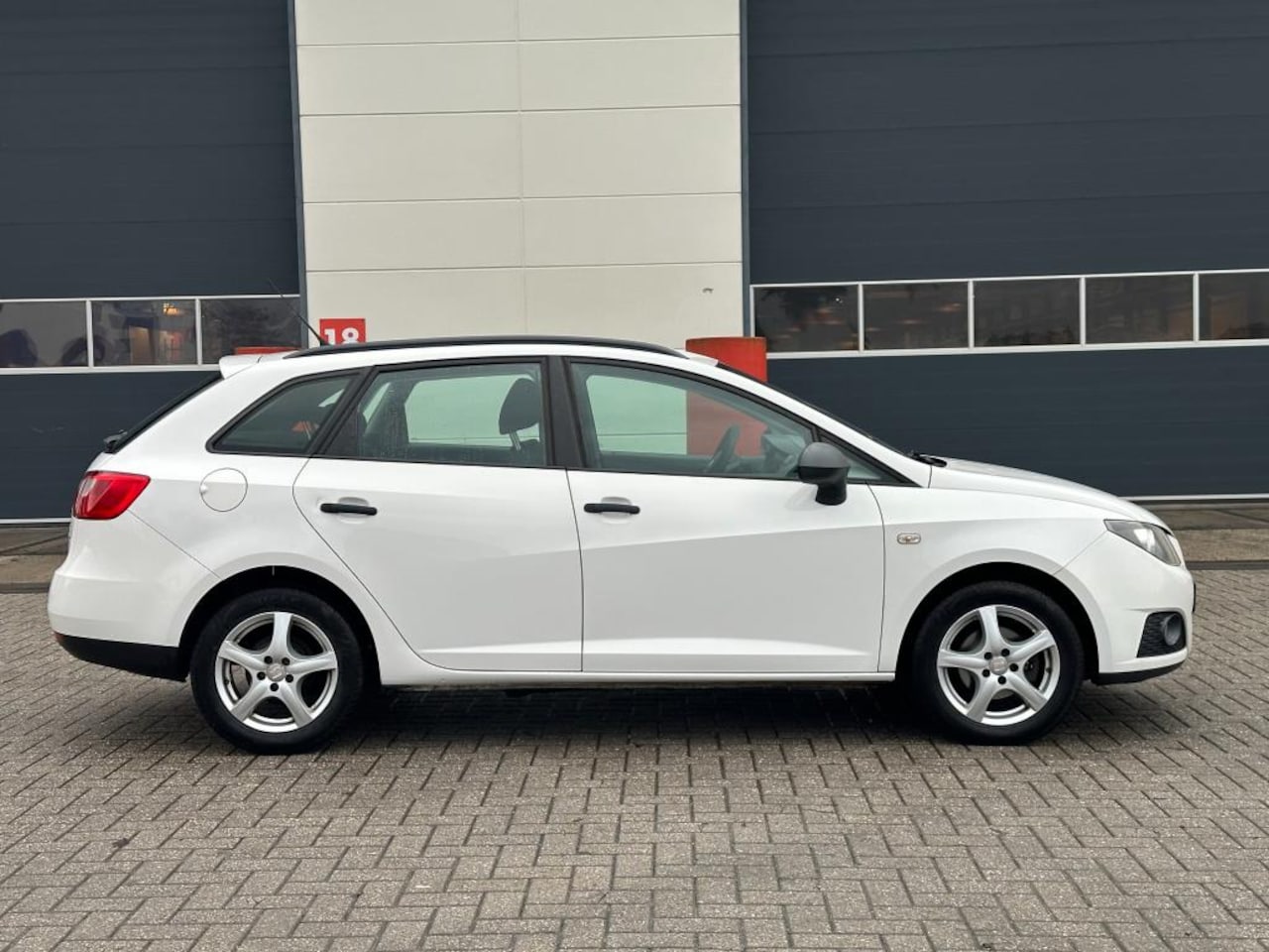 Seat Ibiza ST - 1.2 TDI COPA Ecomotive 1.2 TDI COPA Ecomotive - AutoWereld.nl