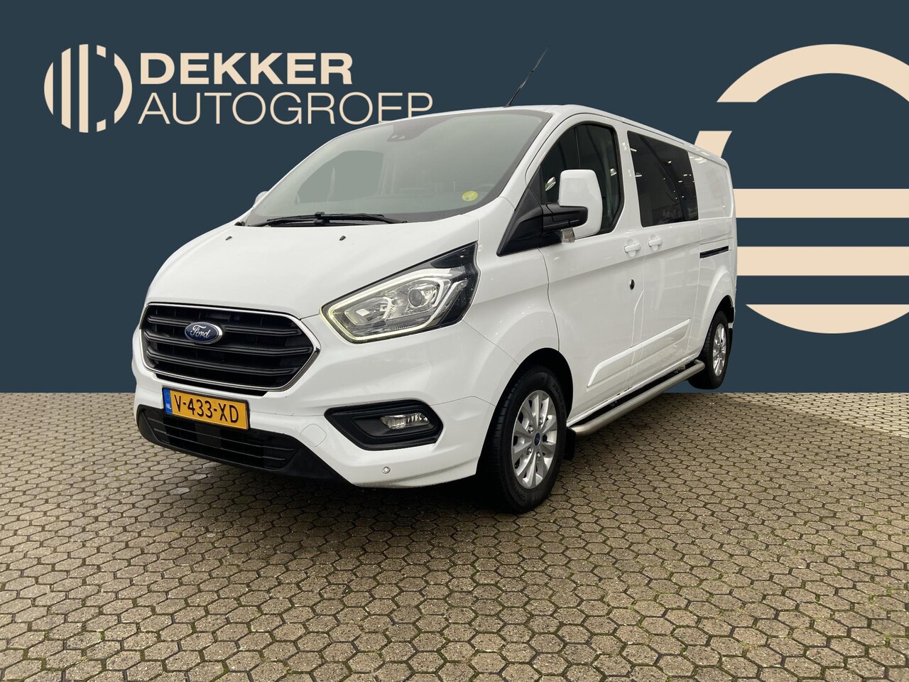 Ford Transit Custom - 320 2.0 TDCI L2H1 Limited DC AUTOMAAT - TREKHAAK - wegklapb. imperiaal - AutoWereld.nl