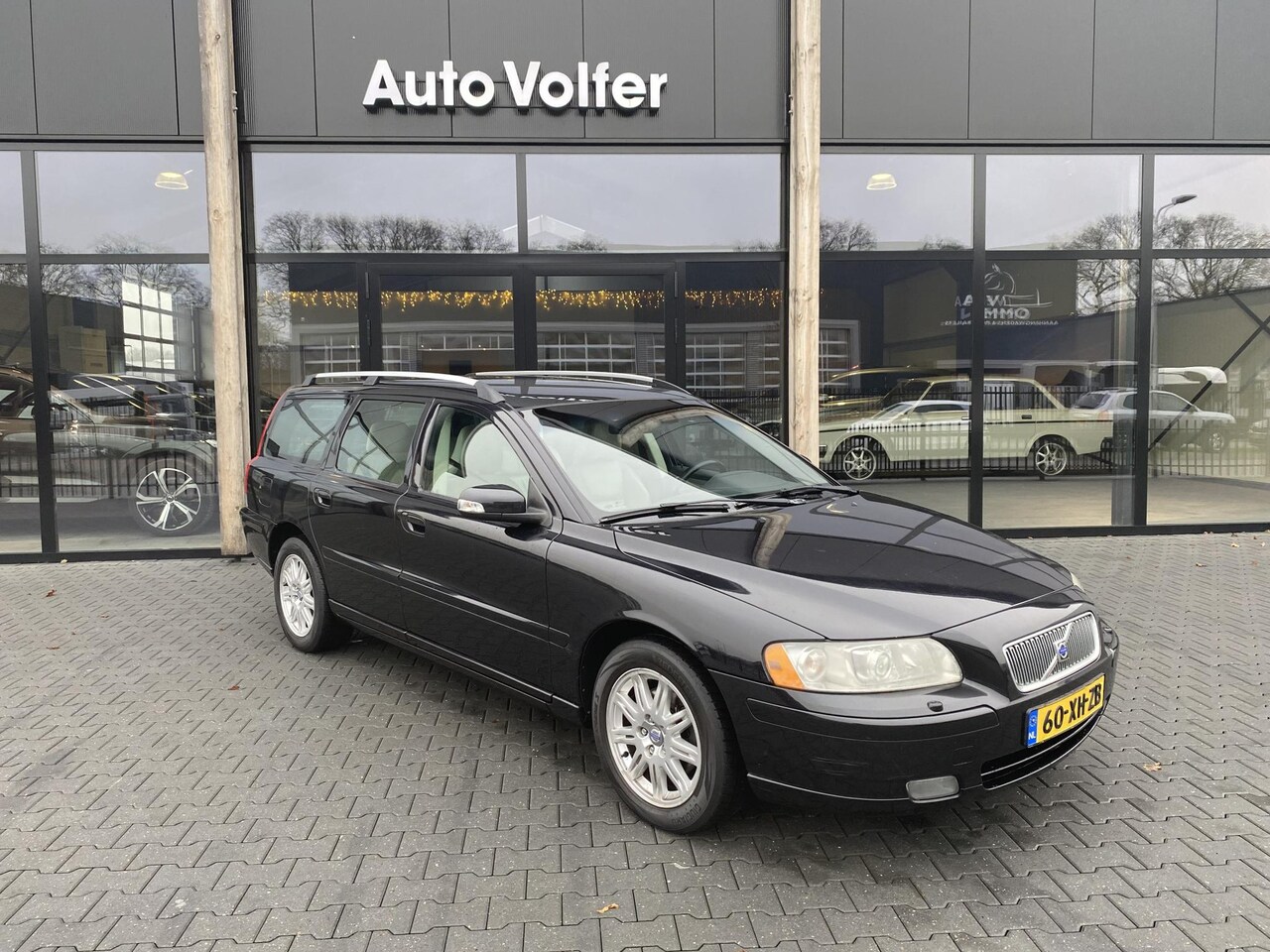 Volvo V70 - 2.4 Edition Sport Xenon|leder|memory - AutoWereld.nl