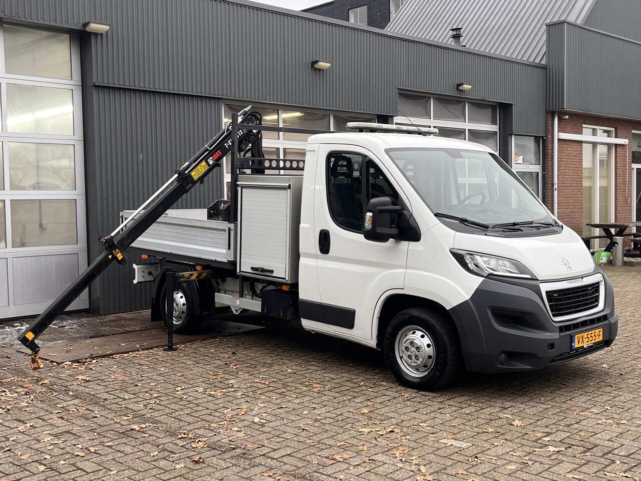 Peugeot Boxer - 335 2.2 HDI L2 Pick-up Openlaadbak Laadkraan Hiab o13T Airco Stuurwielbediening Trekhaak 2 - AutoWereld.nl