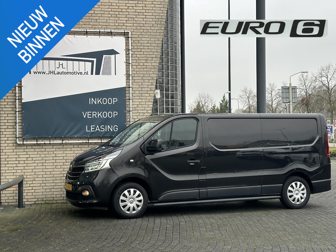 Renault Trafic - 2.0 dCi 120 T29 L2H1 Work Edition*A/C*CRUISE*NAVI* - AutoWereld.nl