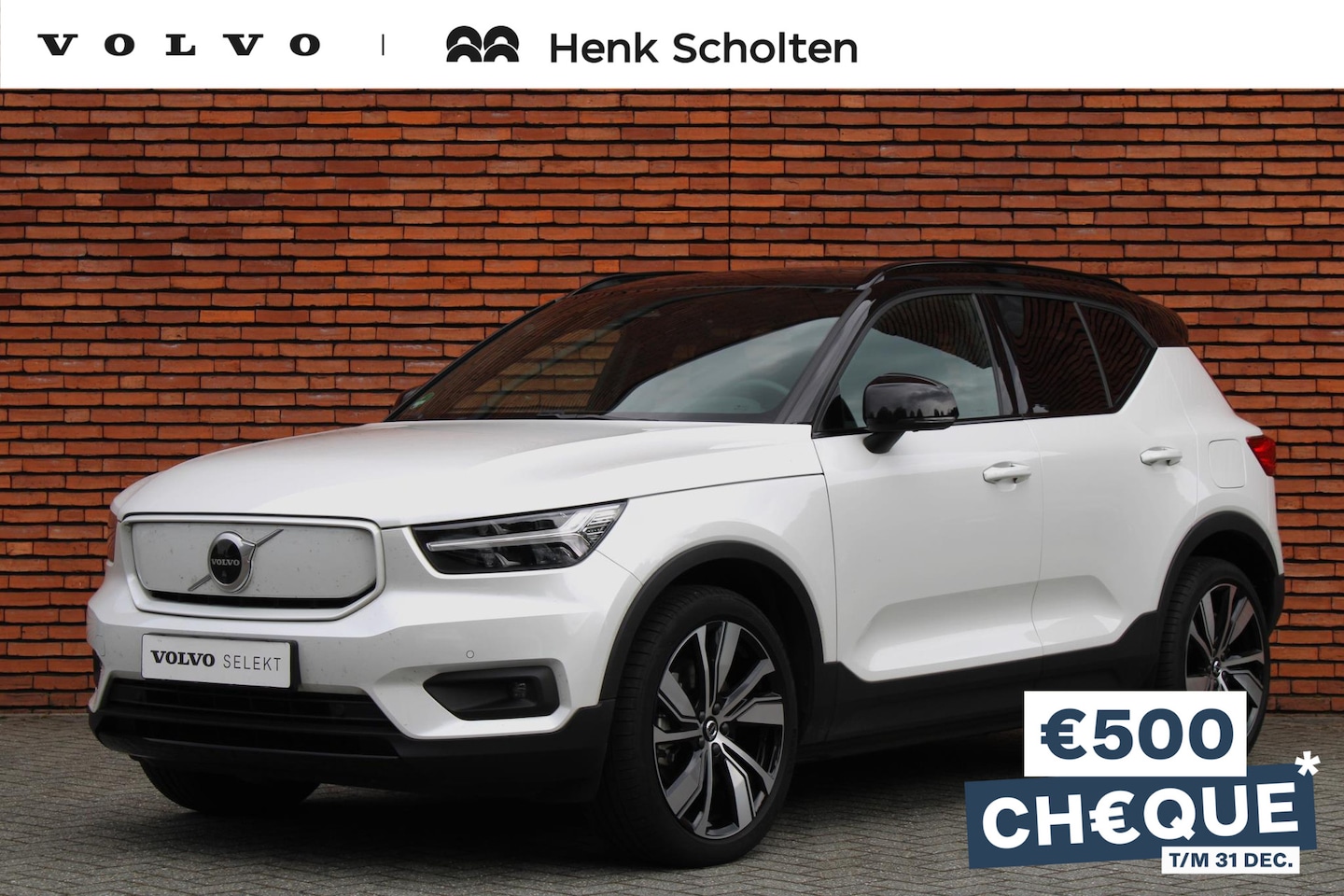 Volvo XC40 - P8 408PK AWD R-Design, Verwarmbare Voorstoelen, 360 Graden Camera, Panoramadak, Parkeersen - AutoWereld.nl