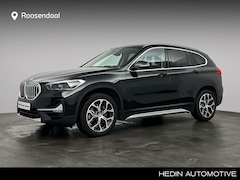 BMW X1 - sDrive20i Business Edition Plus | Head up | Verwarmd stuur | Sportstoelen | Camera | Hifi