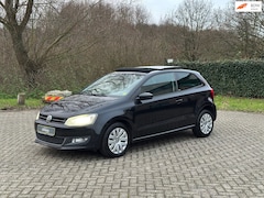 Volkswagen Polo - 1.2 High Line PANO I LED I CRUISE I STOELVERW. I VOLL ONDH