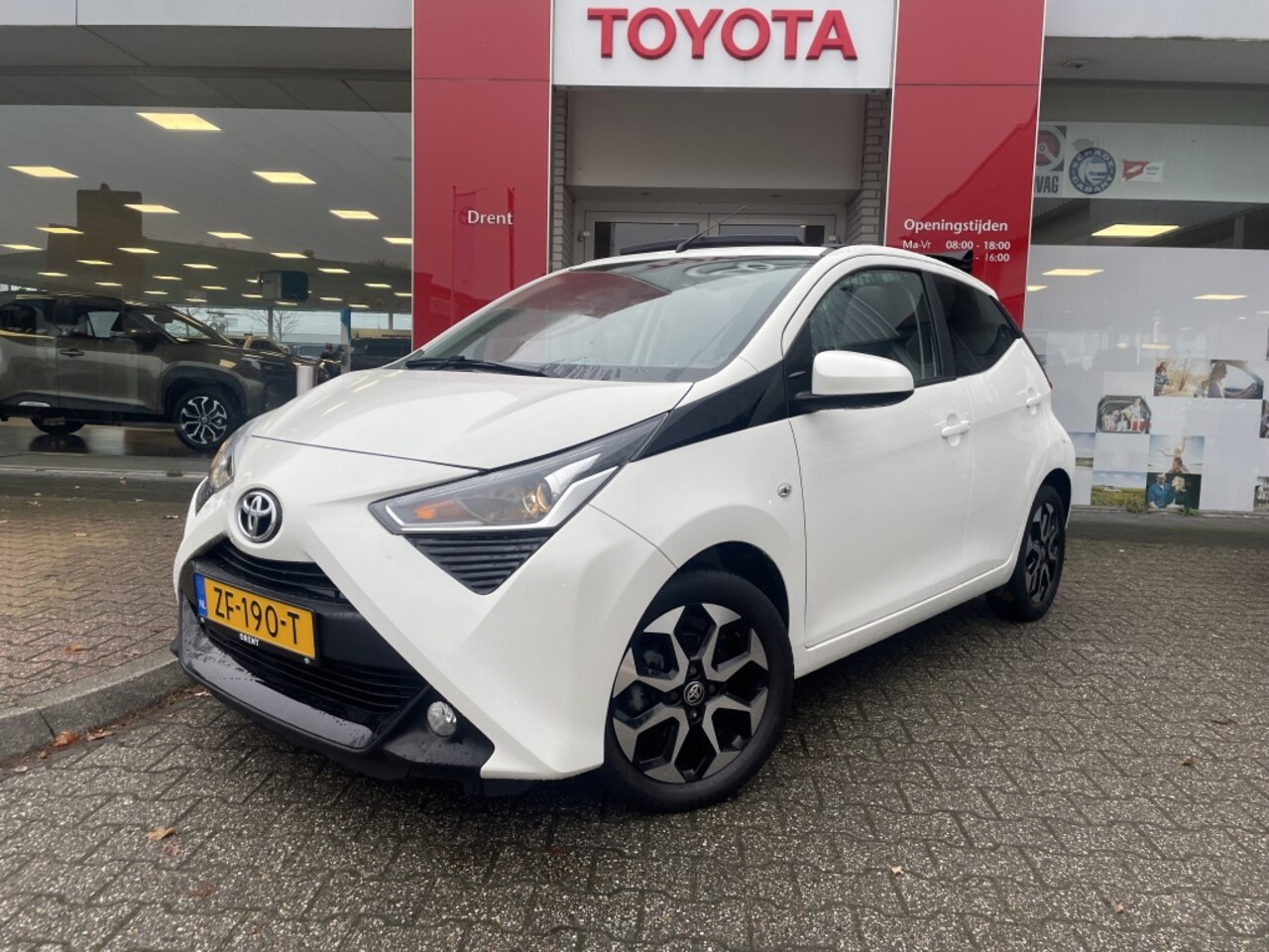 Toyota Aygo - 1.0 VVT-i x-joy | CABRIO | CAMERA | CLIMA | CARPLAY - AutoWereld.nl