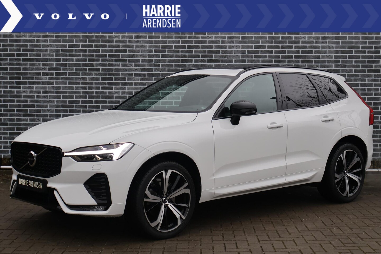 Volvo XC60 - 2.0 B5 R-Design | Panoramadak | Cruise Control Adaptief | Harman/Kardon - AutoWereld.nl