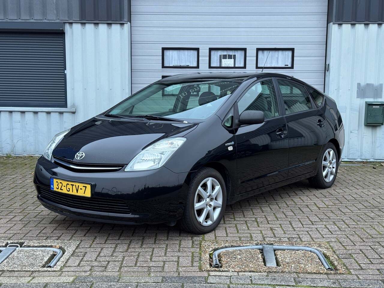 Toyota Prius - 1.5 VVT-i Comfort Navi | Dealer ondh. | PDC | - AutoWereld.nl