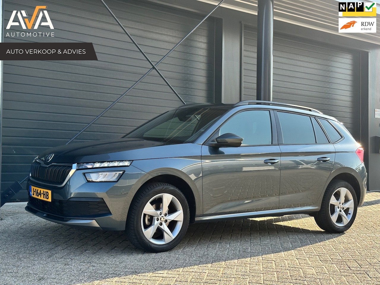 Skoda Kamiq - 1.0 TSI Sport Business 1.0 TSI Sport Business, Virtueel dashboard, Stoelverw., Navi - AutoWereld.nl